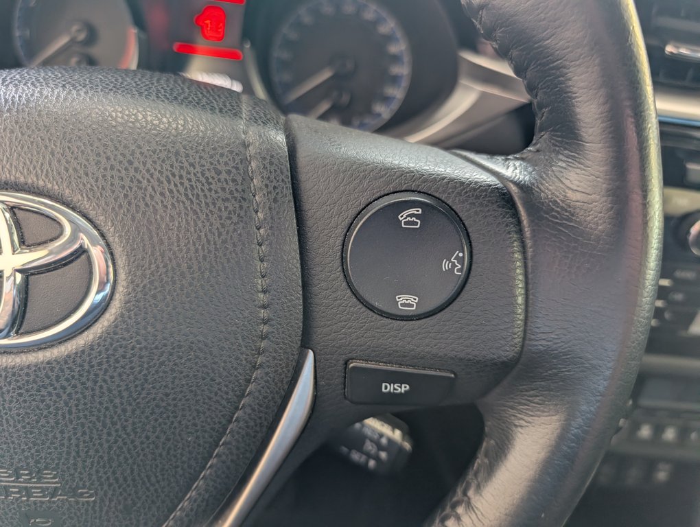 Toyota Corolla S, A/C, 2015 à Magog, Québec - 19 - w1024h768px