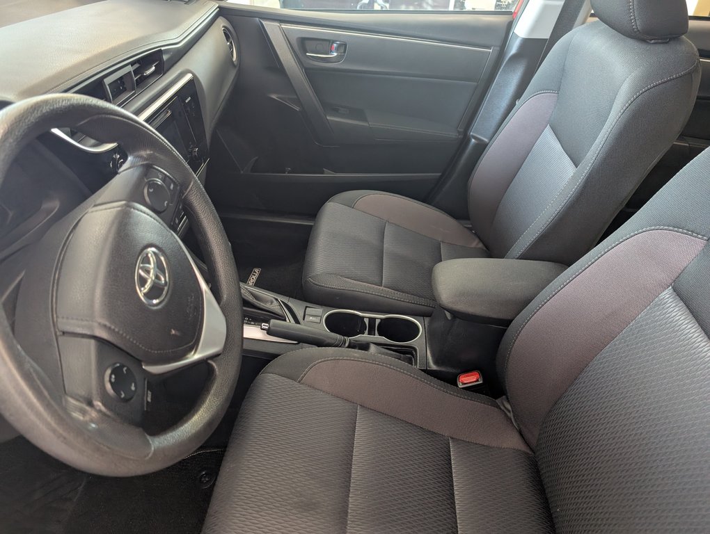 2017 Toyota Corolla LE, AUTOMATIQUE, A/C, in Magog, Quebec - 11 - w1024h768px