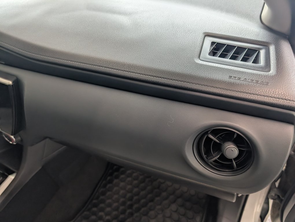 Toyota Corolla CE, AUTOMATIQUE, A/C, 2017 à Magog, Québec - 10 - w1024h768px