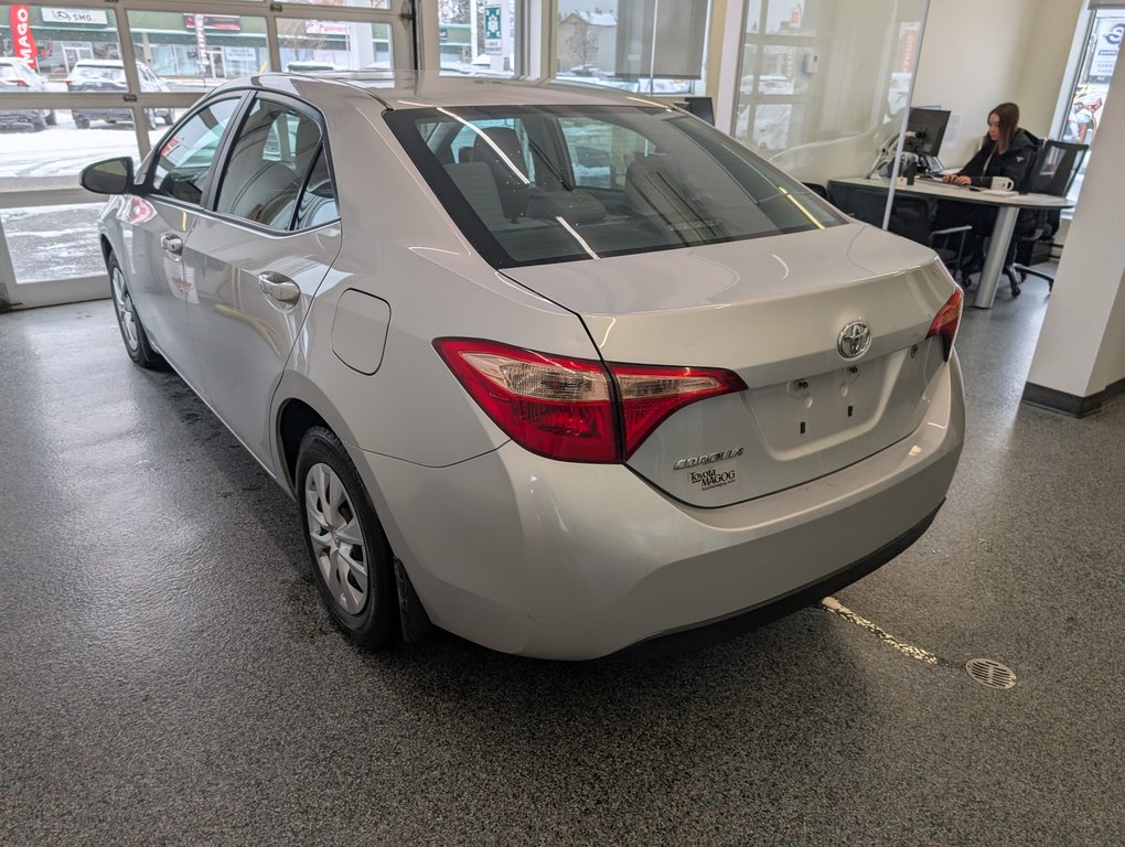 Toyota Corolla CE, AUTOMATIQUE, A/C, 2017 à Magog, Québec - 5 - w1024h768px