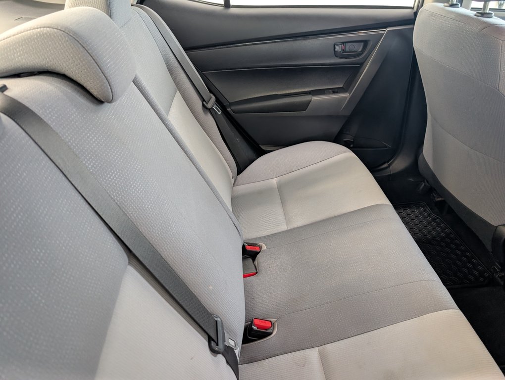 Toyota Corolla CE, AUTOMATIQUE, A/C, 2017 à Magog, Québec - 8 - w1024h768px