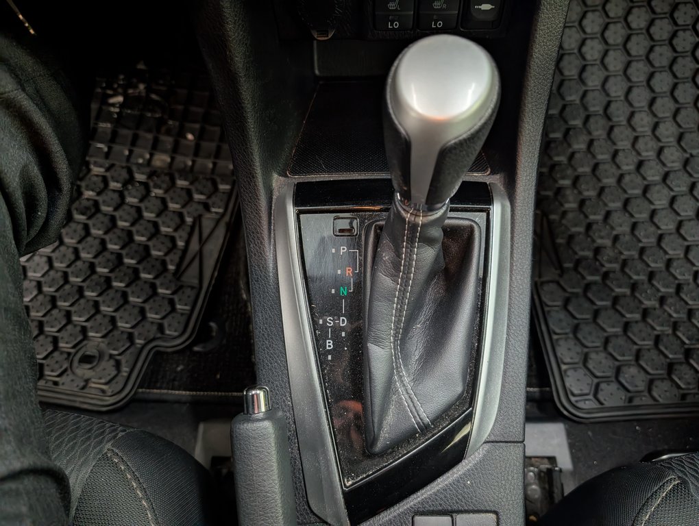 Toyota Corolla LE, AUTOMATIQUE, 2017 à Magog, Québec - 12 - w1024h768px