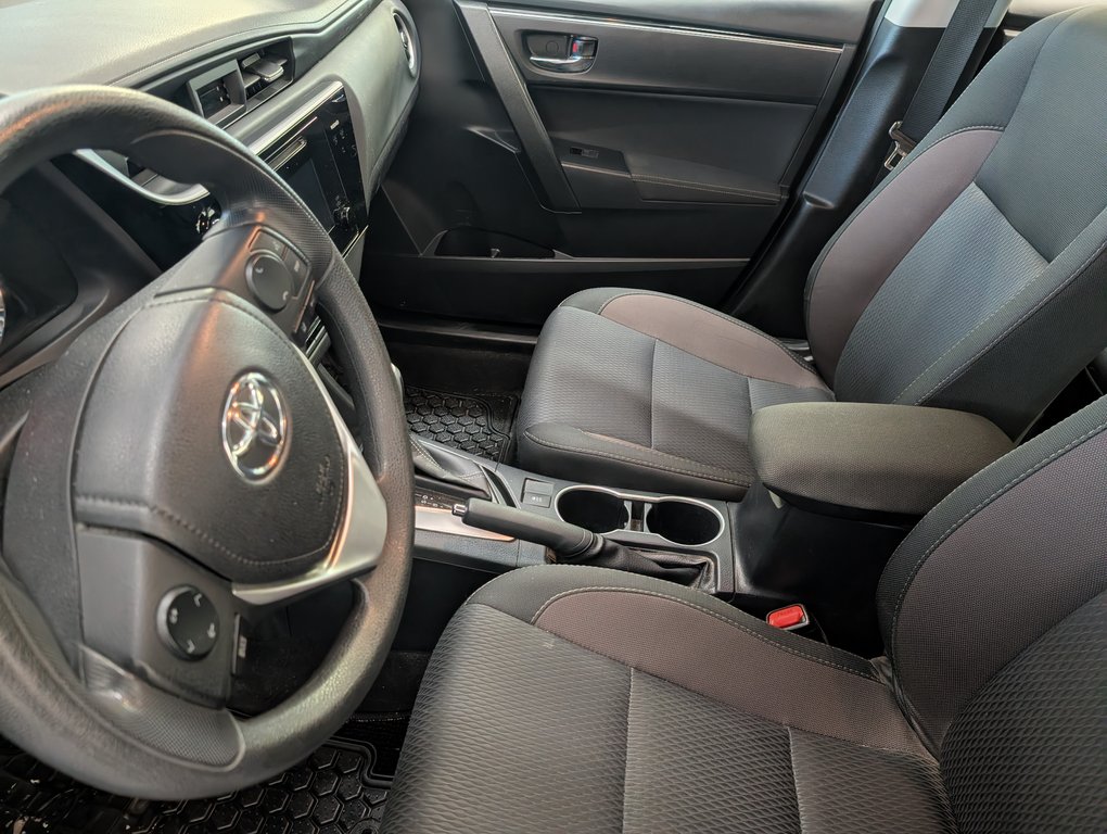 Toyota Corolla LE, AUTOMATIQUE, 2017 à Magog, Québec - 8 - w1024h768px