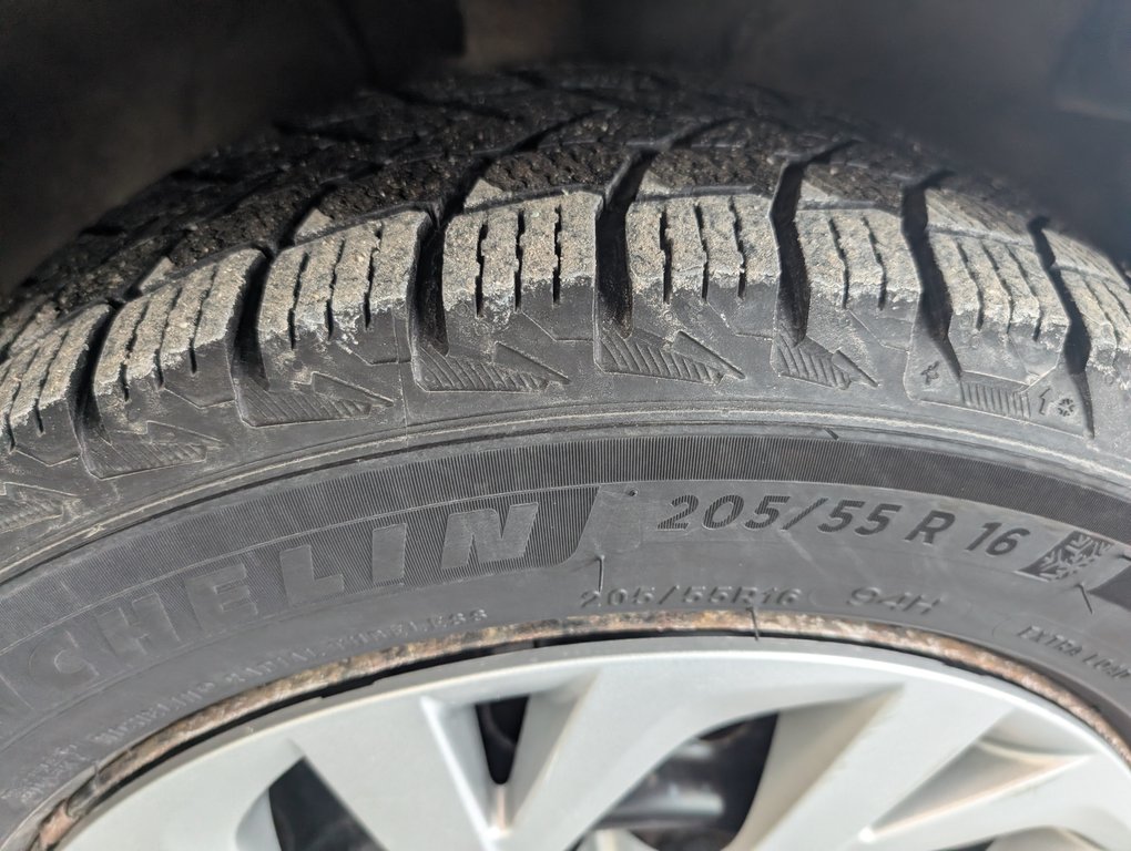 Toyota Corolla LE, AUTOMATIQUE, A/C, 2017 à Magog, Québec - 23 - w1024h768px