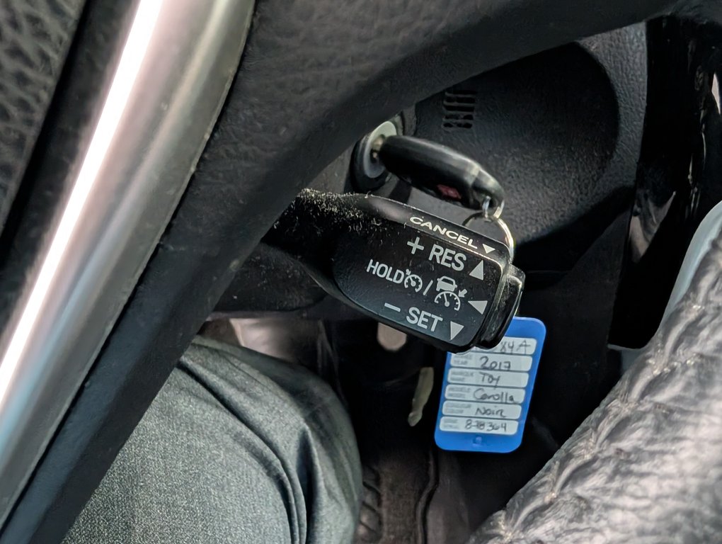 Toyota Corolla SE, 2017 à Magog, Québec - 20 - w1024h768px