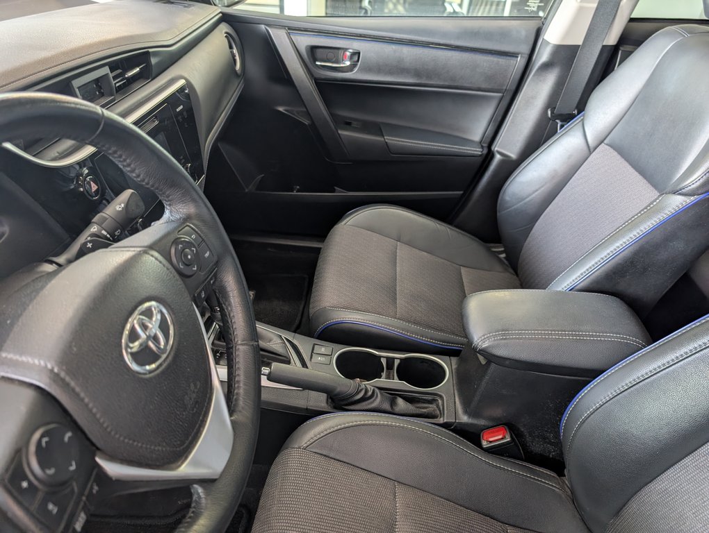 Toyota Corolla SE, 2017 à Magog, Québec - 11 - w1024h768px