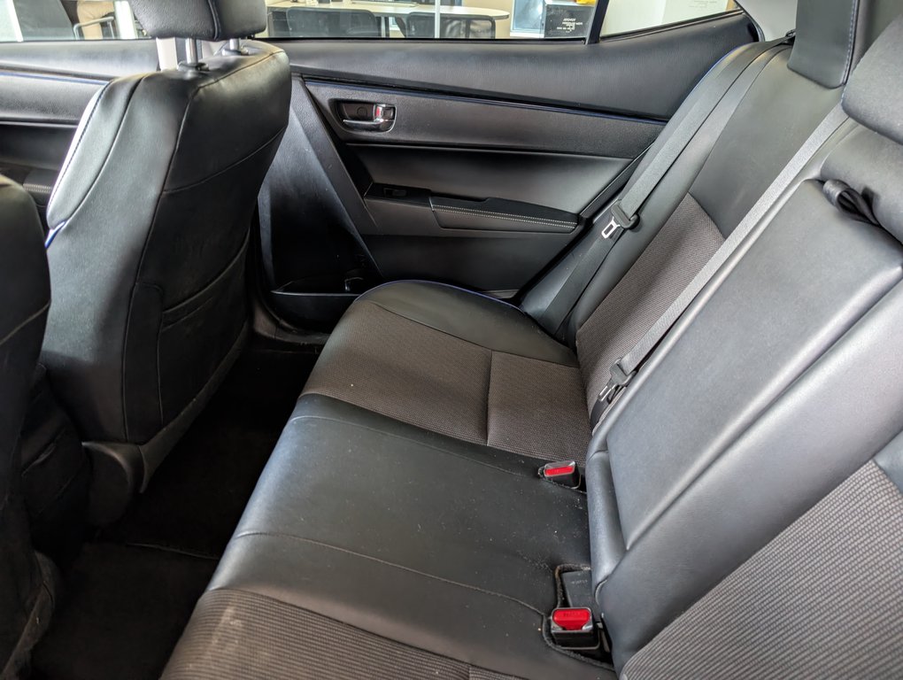 Toyota Corolla SE, 2017 à Magog, Québec - 10 - w1024h768px