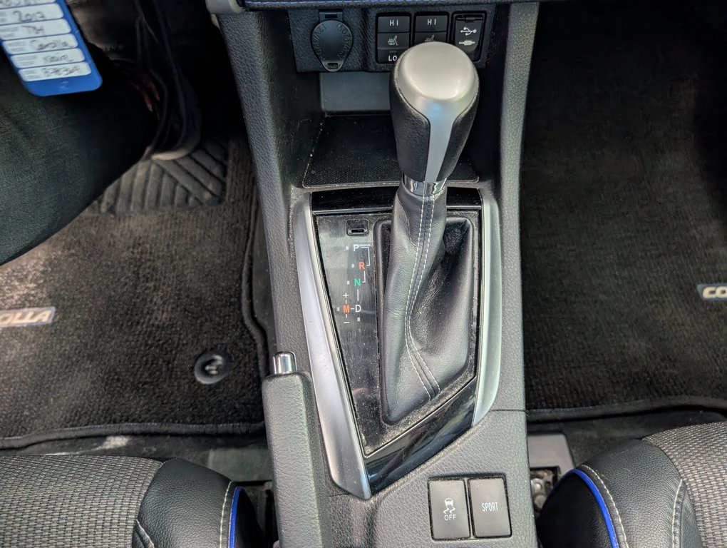 Toyota Corolla SE, 2017 à Magog, Québec - 15 - w1024h768px