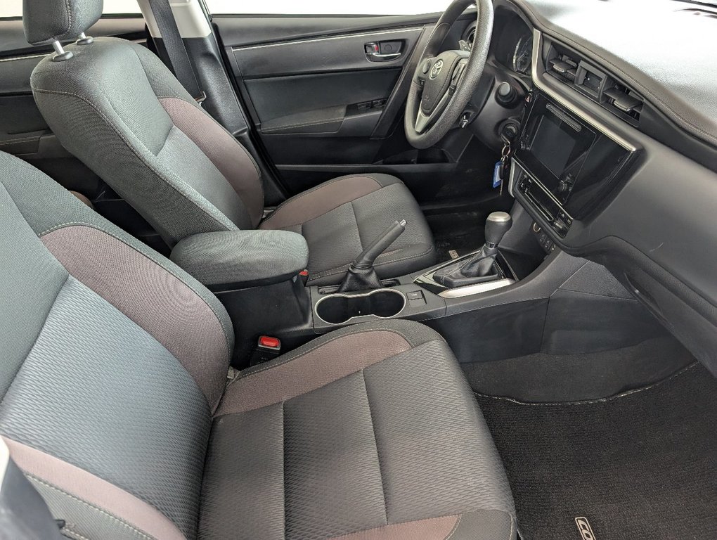 Toyota Corolla LE, AUTOMATIQUE, A/C, 2018 à Magog, Québec - 7 - w1024h768px