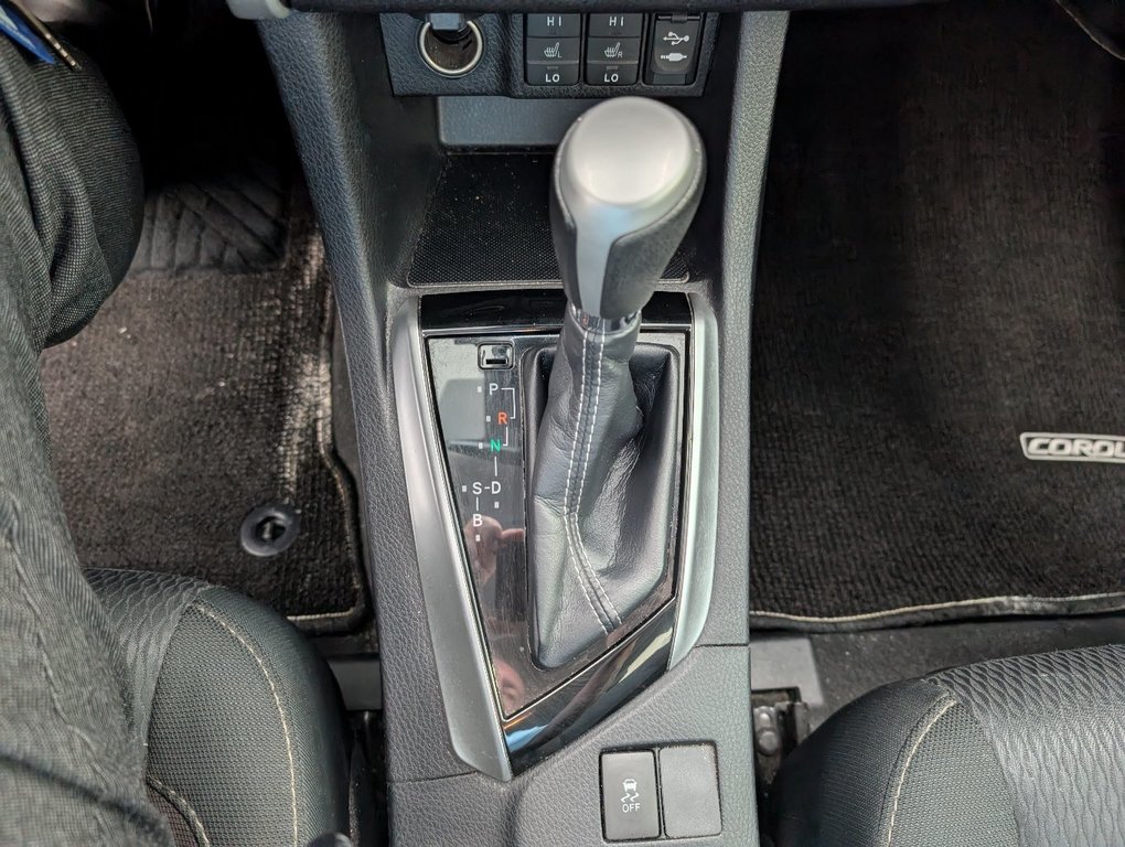 Toyota Corolla LE, AUTOMATIQUE, A/C, 2018 à Magog, Québec - 14 - w1024h768px