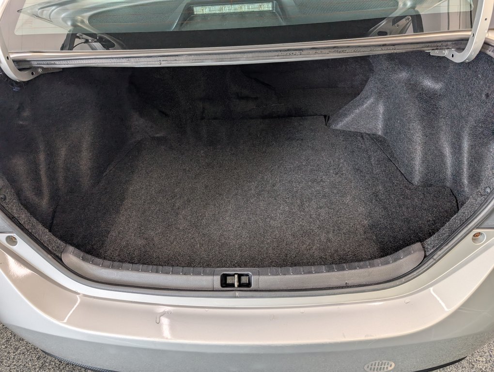 2018 Toyota Corolla LE, AUTOMATIQUE, A/C, in Magog, Quebec - 7 - w1024h768px