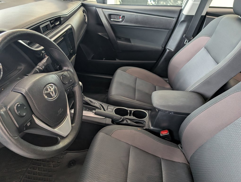 2018 Toyota Corolla LE, AUTOMATIQUE, A/C, in Magog, Quebec - 12 - w1024h768px