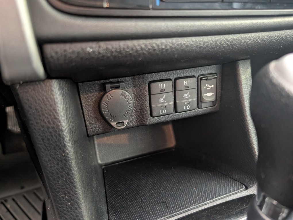 Toyota Corolla LE, AUTOMATIQUE, 2018 à Magog, Québec - 15 - w1024h768px