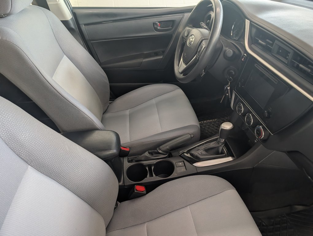 2018 Toyota Corolla CE AUTOMATIQUE, AC in Magog, Quebec - 6 - w1024h768px