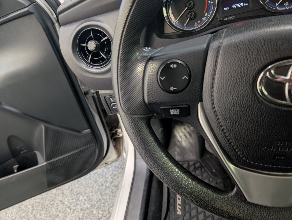 Toyota Corolla CE, AUTOMATIQUE, A/C, 2019 à Magog, Québec - 18 - w1024h768px