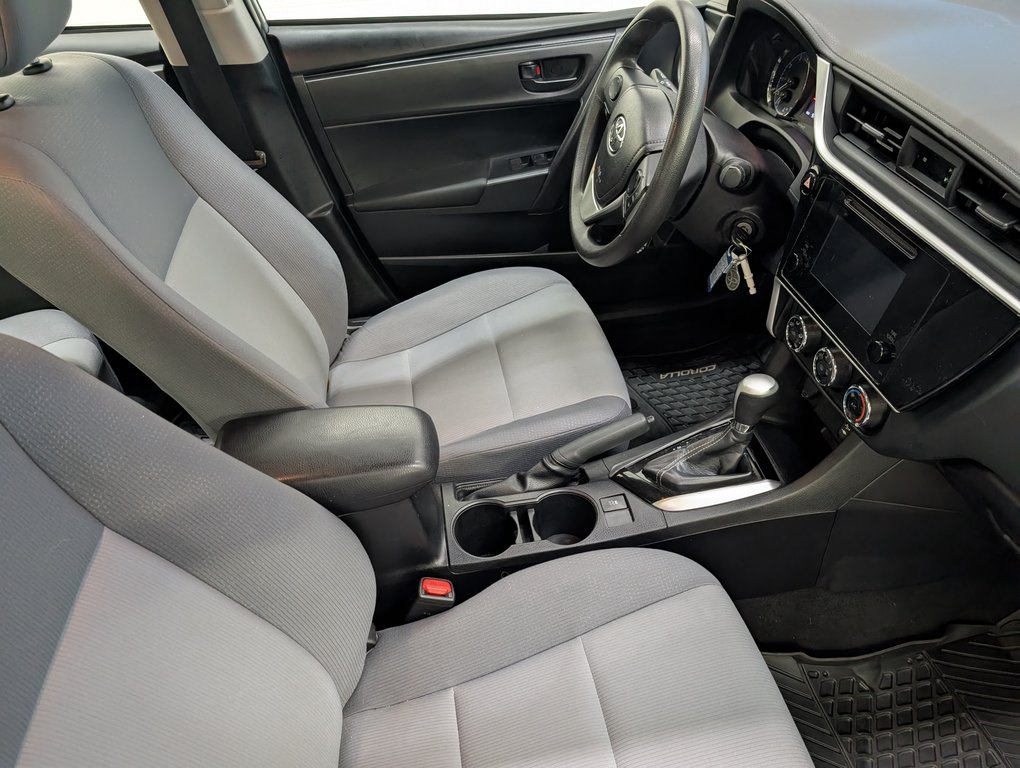 Toyota Corolla CE, AUTOMATIQUE, A/C, 2019 à Magog, Québec - 9 - w1024h768px