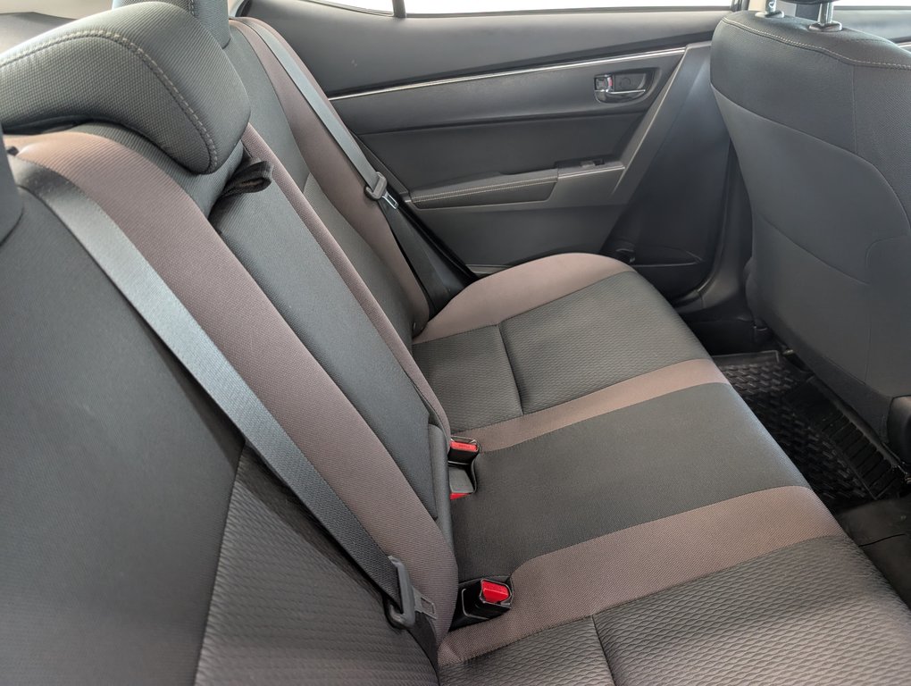 Toyota Corolla LE 2019 à Magog, Québec - 7 - w1024h768px