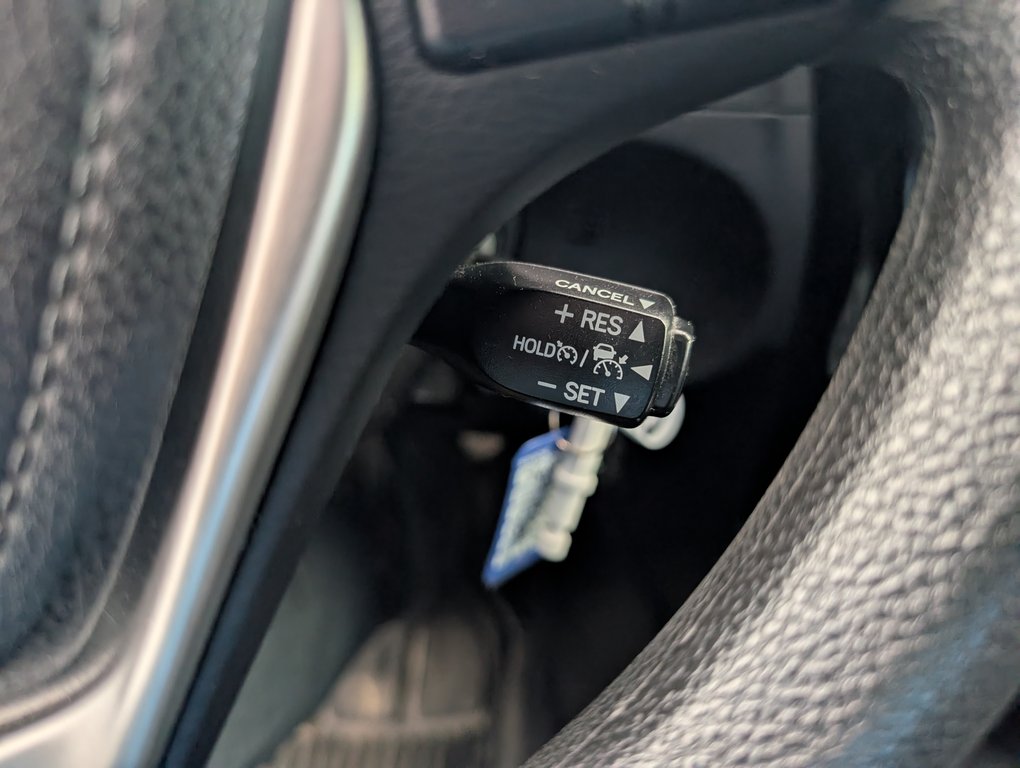 Toyota Corolla LE 2019 à Magog, Québec - 17 - w1024h768px