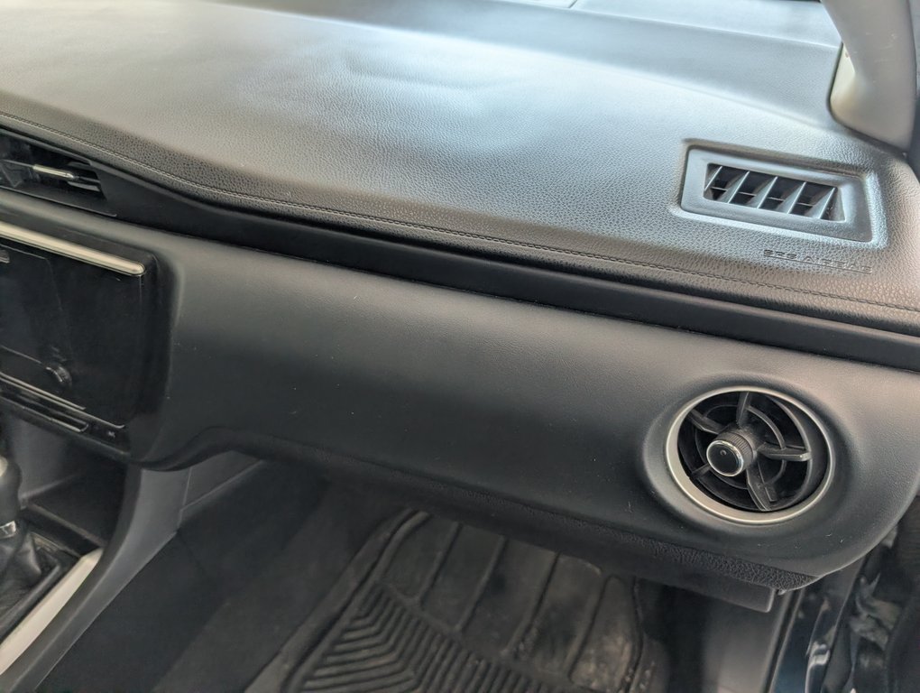 Toyota Corolla LE 2019 à Magog, Québec - 7 - w1024h768px