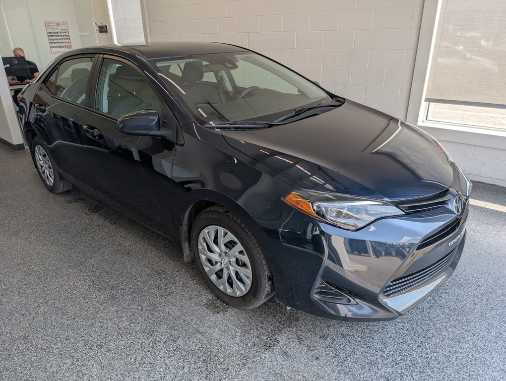 Toyota Corolla LE 2019 à Magog, Québec - 1 - w1024h768px