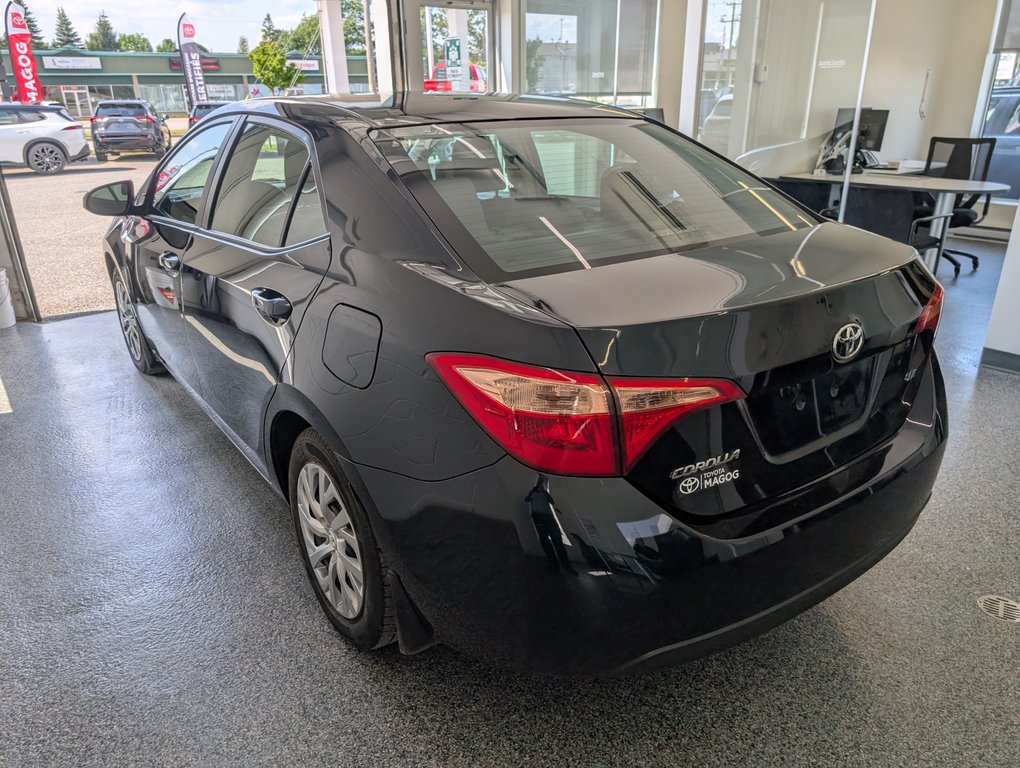Toyota Corolla LE 2019 à Magog, Québec - 4 - w1024h768px