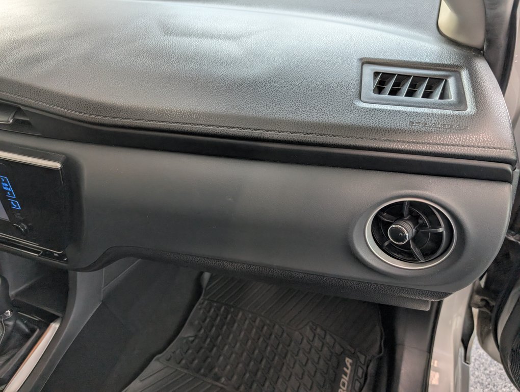 2019 Toyota Corolla LE, AUTOMATIQUE, in Magog, Quebec - 9 - w1024h768px