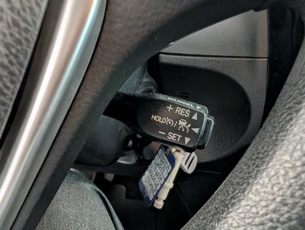 2019 Toyota Corolla LE, AUTOMATIQUE, in Magog, Quebec - 20 - w1024h768px