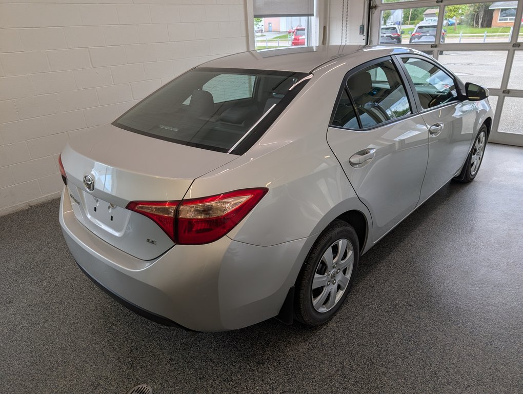 2019 Toyota Corolla LE, AUTOMATIQUE, in Magog, Quebec - 3 - w1024h768px