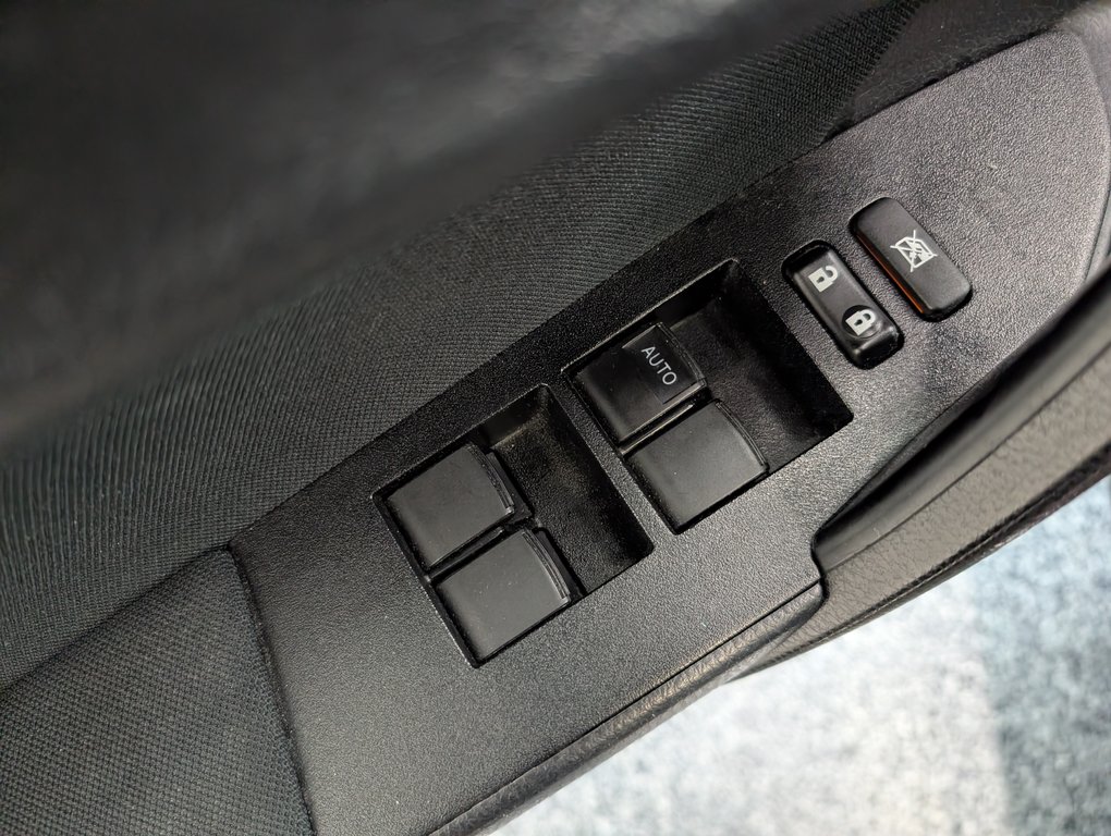 Toyota Corolla LE, AUTOMATIQUE, 2019 à Magog, Québec - 13 - w1024h768px