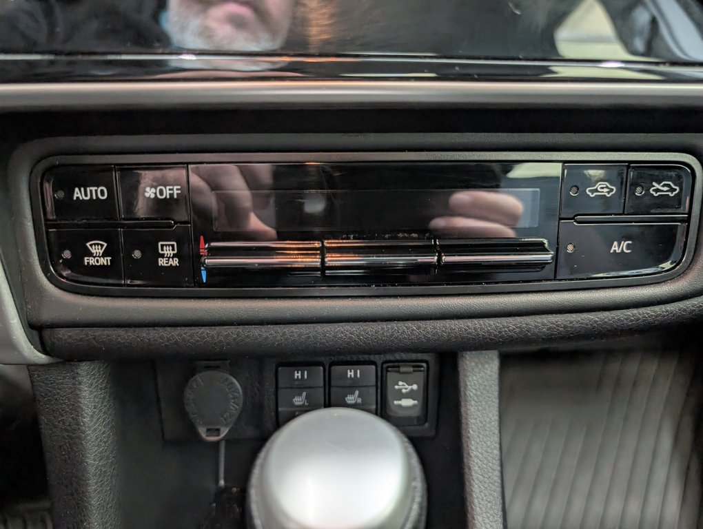 Toyota Corolla LE, AUTOMATIQUE, 2019 à Magog, Québec - 17 - w1024h768px