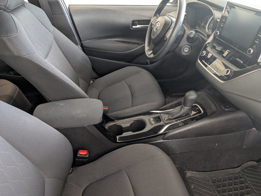 Toyota Corolla LE, AUTOMATIQUE, A/C, 2020 à Magog, Québec - 7 - w1024h768px