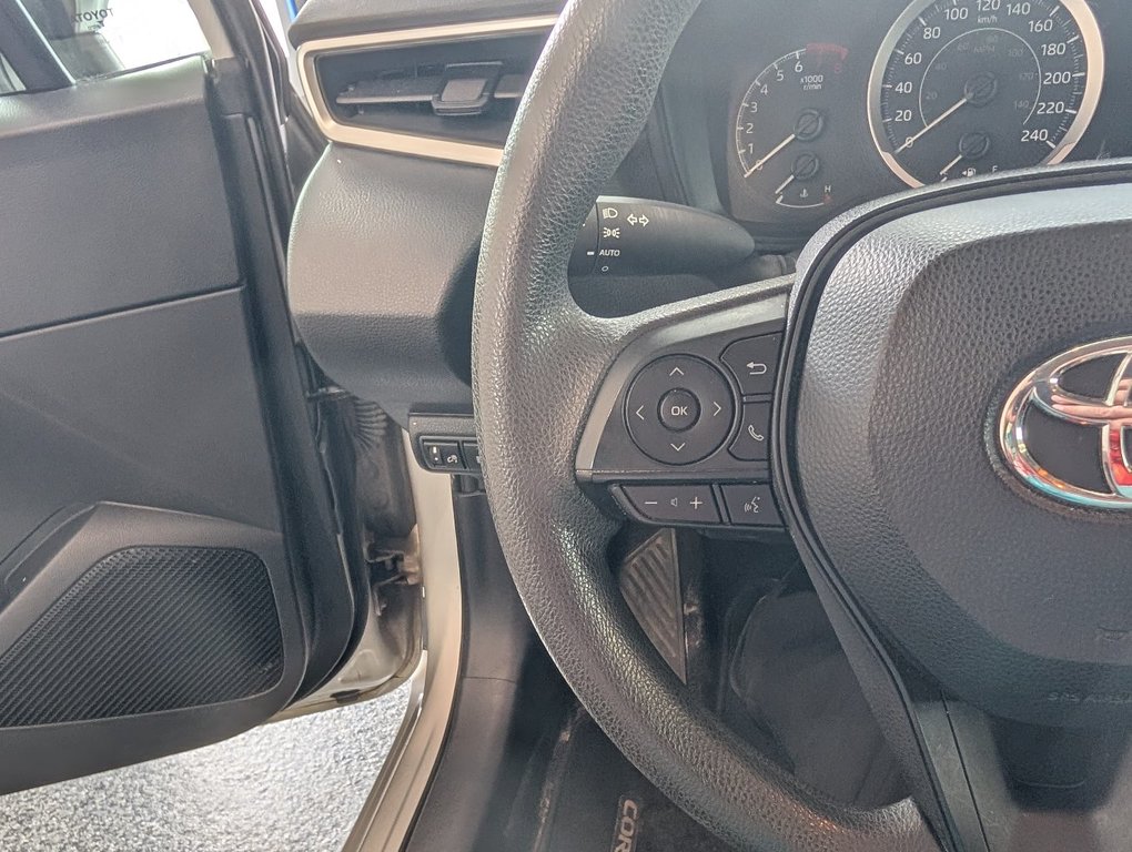 Toyota Corolla LE, AUTOMATIQUE, A/C, 2020 à Magog, Québec - 18 - w1024h768px