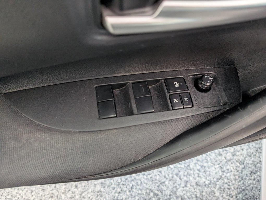 Toyota Corolla LE, AUTOMATIQUE, A/C, 2020 à Magog, Québec - 13 - w1024h768px