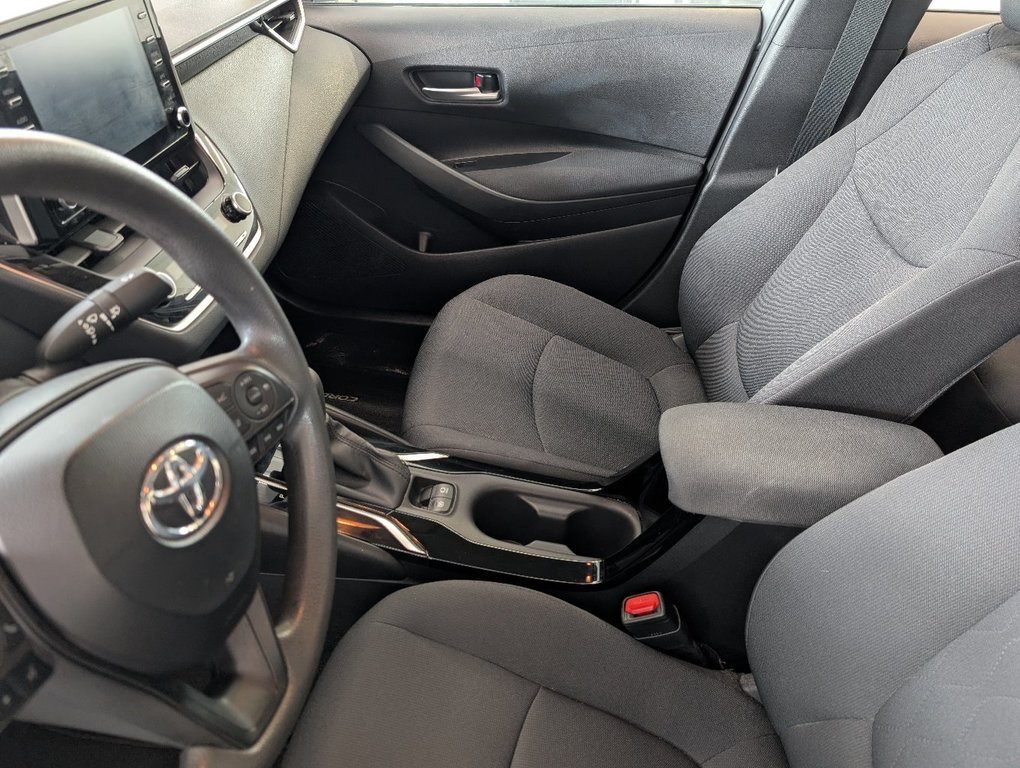 Toyota Corolla LE, AUTOMATIQUE, A/C, 2020 à Magog, Québec - 11 - w1024h768px