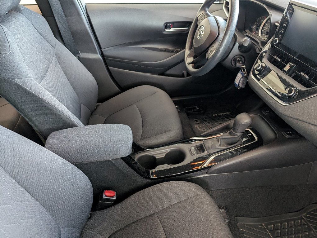 2021 Toyota Corolla LE, AUTOMATIQUE, GARANTIE JUSQU EN 2026, in Magog, Quebec - 9 - w1024h768px