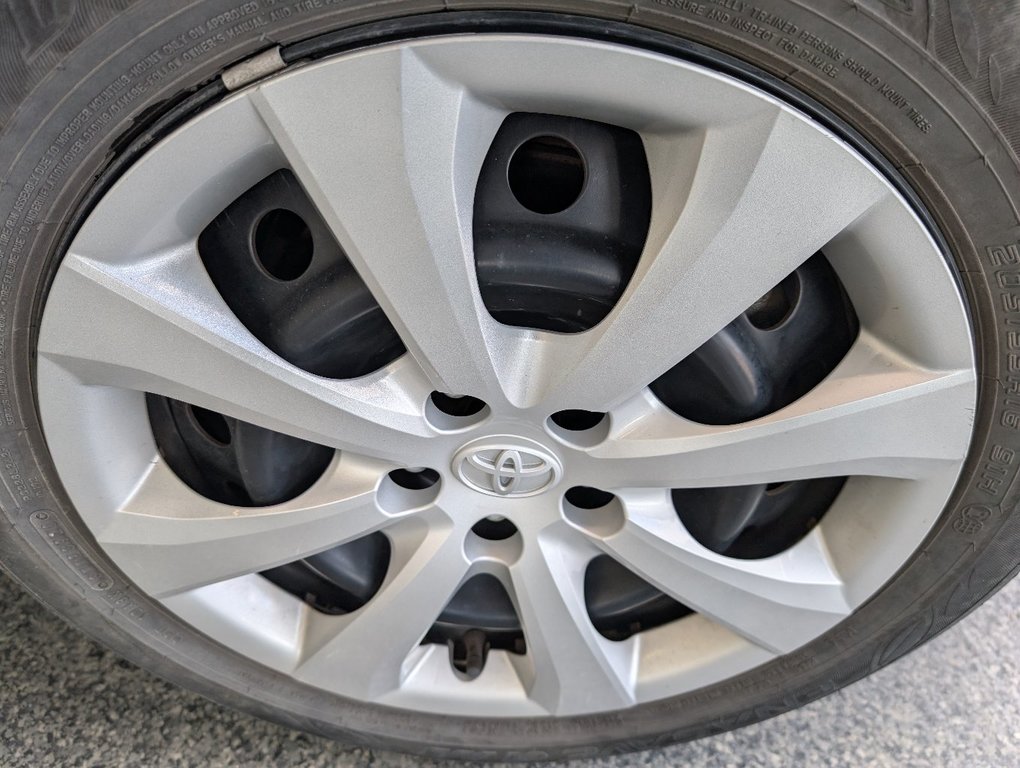 2021 Toyota Corolla LE, AUTOMATIQUE, GARANTIE JUSQU EN 2026, in Magog, Quebec - 24 - w1024h768px