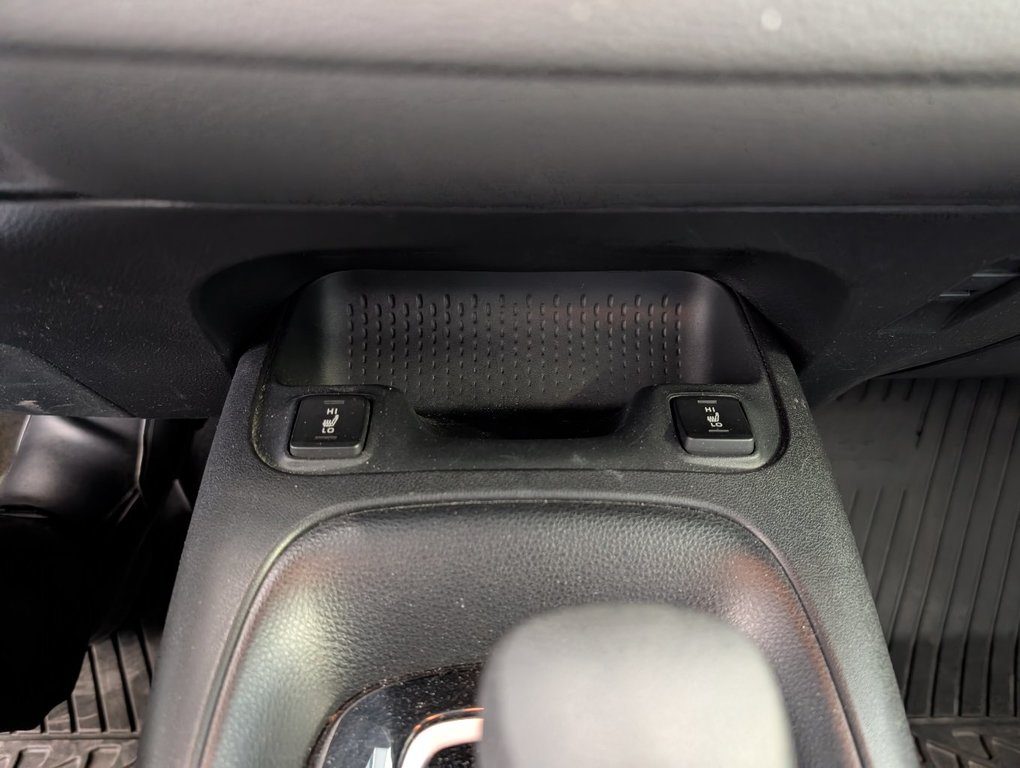 2021 Toyota Corolla LE, AUTOMATIQUE, GARANTIE JUSQU EN 2026, in Magog, Quebec - 17 - w1024h768px