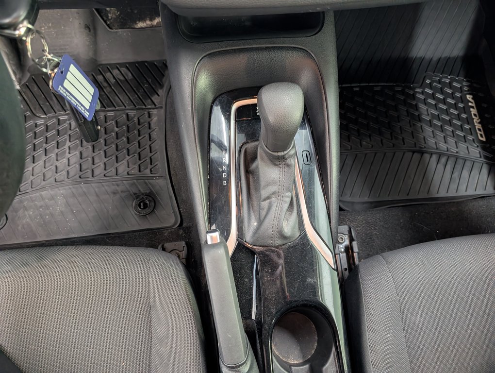 2021 Toyota Corolla L, AUTOMATIQUE, GARANTIE JUSQU EN 2026, in Magog, Quebec - 16 - w1024h768px