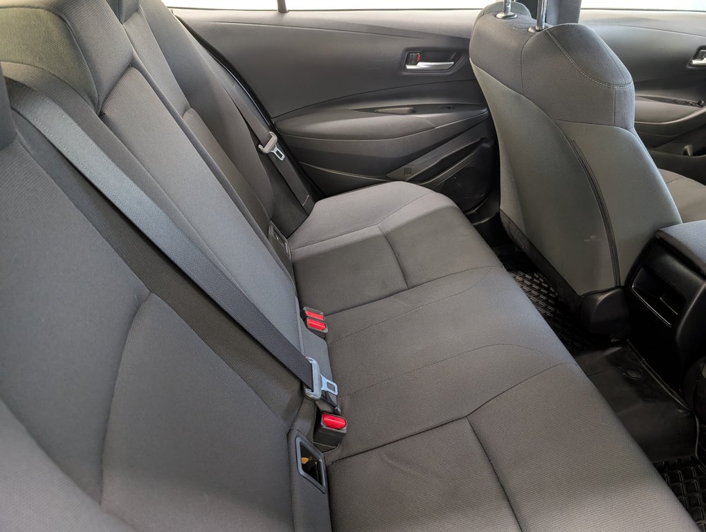 Toyota Corolla Hybrid 2021 à Magog, Québec - 8 - w1024h768px