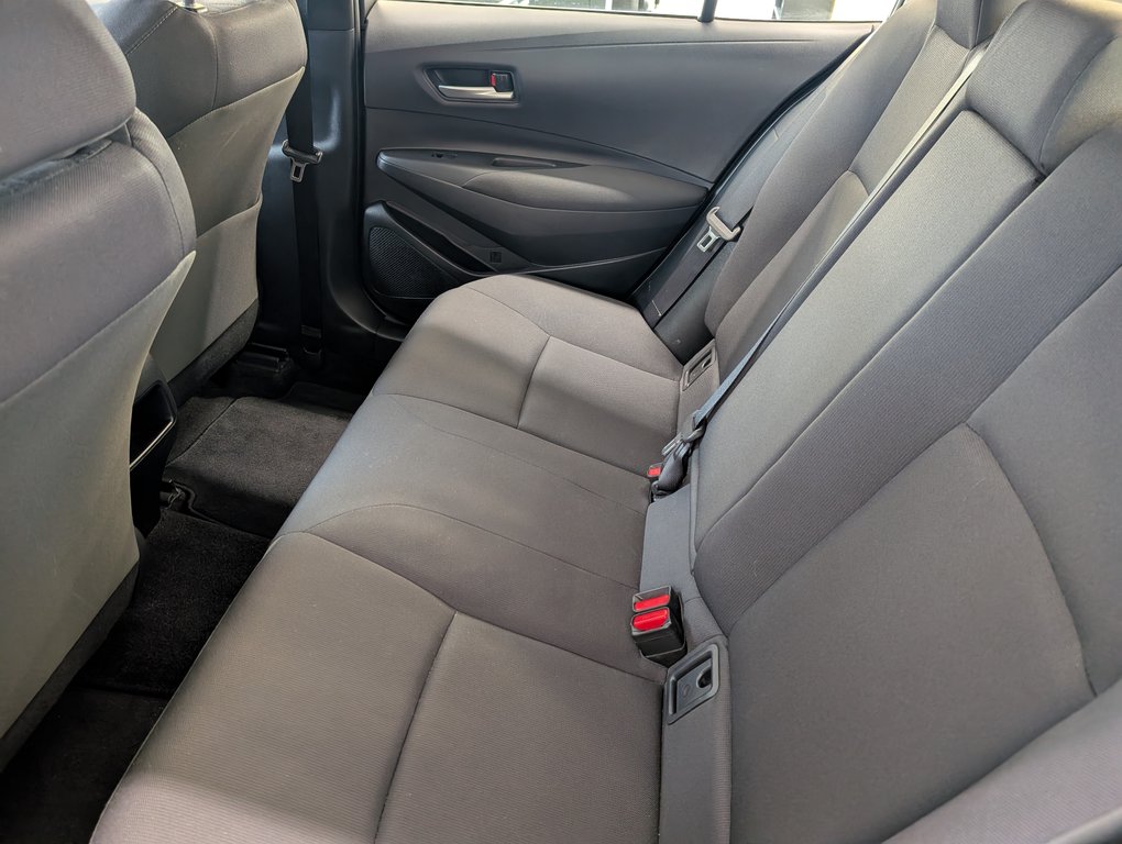 Toyota Corolla Hybrid 2021 à Magog, Québec - 11 - w1024h768px