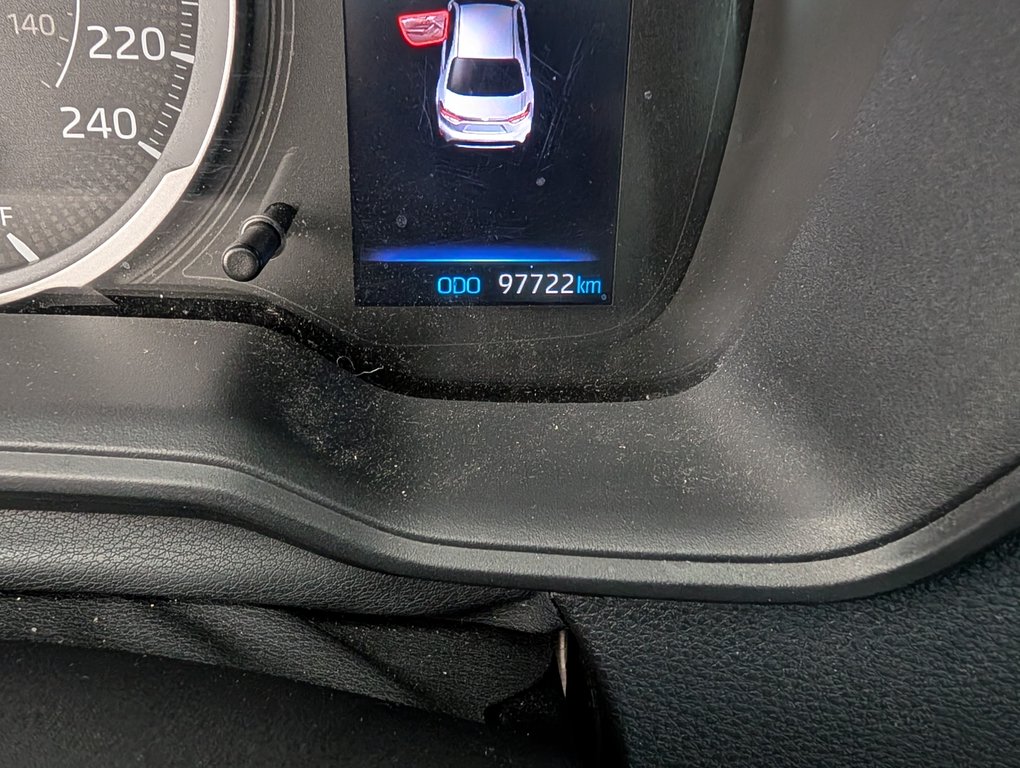 2021 Toyota Corolla LE, A/C, in Magog, Quebec - 20 - w1024h768px