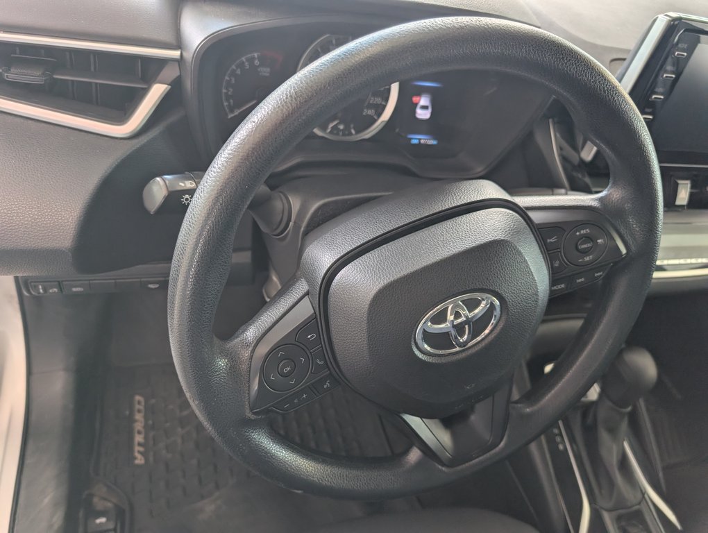 2021 Toyota Corolla LE, A/C, in Magog, Quebec - 11 - w1024h768px