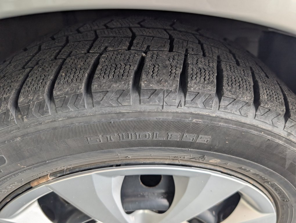 2021 Toyota Corolla LE, A/C, in Magog, Quebec - 21 - w1024h768px