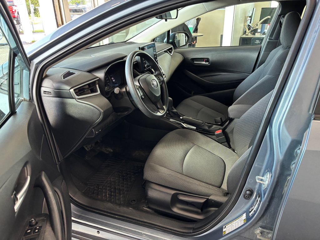 2021 Toyota Corolla L in Magog, Quebec - 11 - w1024h768px