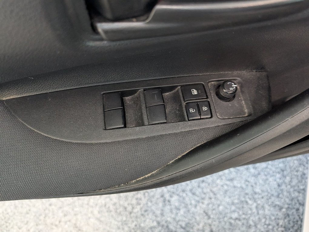 2022 Toyota Corolla L, AUTOMATIQUE, A/C, in Magog, Quebec - 11 - w1024h768px