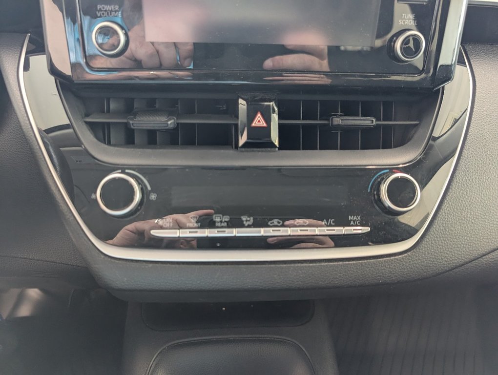 2022 Toyota Corolla LE, AUTOMATIQUE, A/C, in Magog, Quebec - 17 - w1024h768px