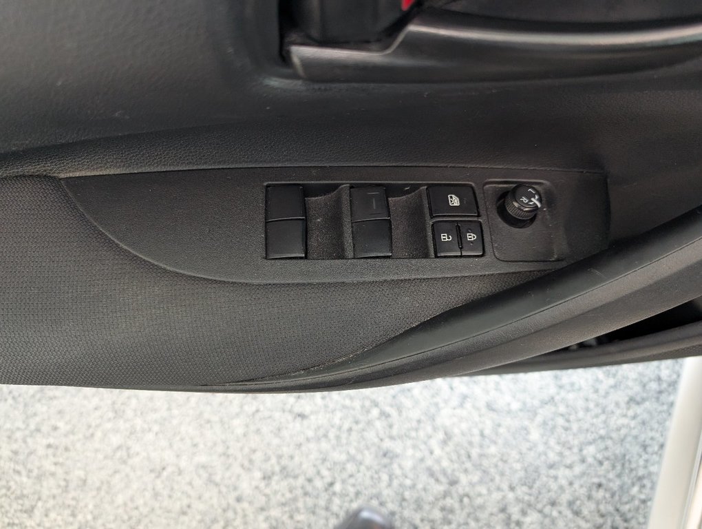2022 Toyota Corolla LE, AUTOMATIQUE, A/C, in Magog, Quebec - 14 - w1024h768px