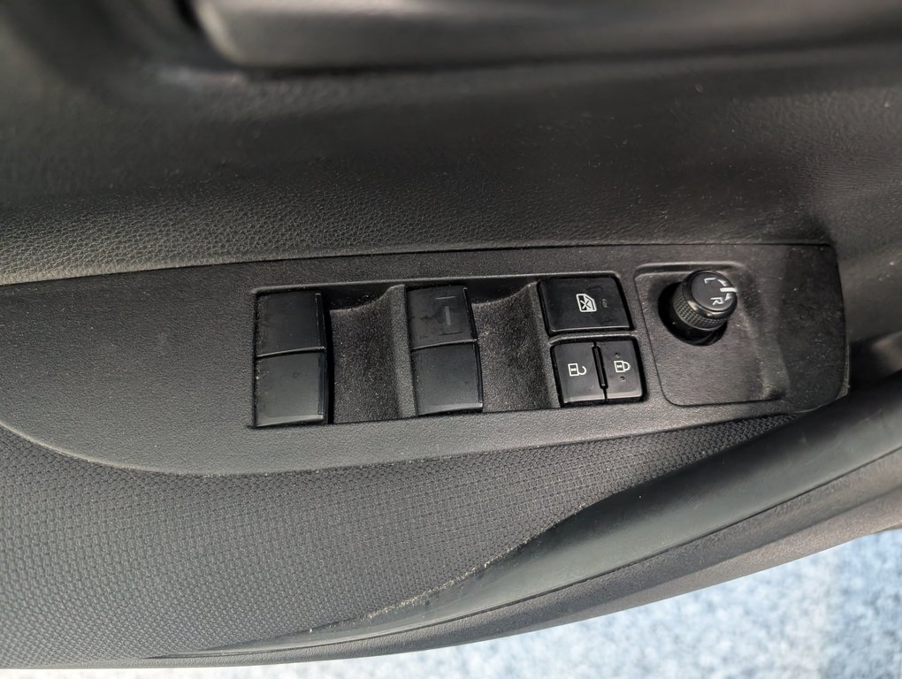Toyota Corolla L, GARANTIE JUSQU EN 2029, 2022 à Magog, Québec - 13 - w1024h768px