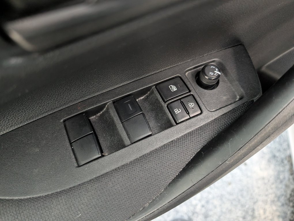 Toyota Corolla LE, GARANTIE JUSQU EN 2027, 2022 à Magog, Québec - 12 - w1024h768px