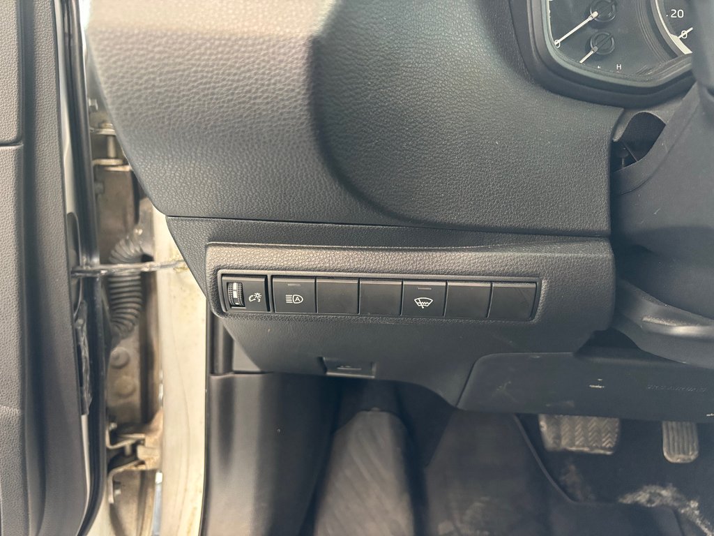 2022 Toyota Corolla LE, AUTOMATIQUE, in Magog, Quebec - 21 - w1024h768px